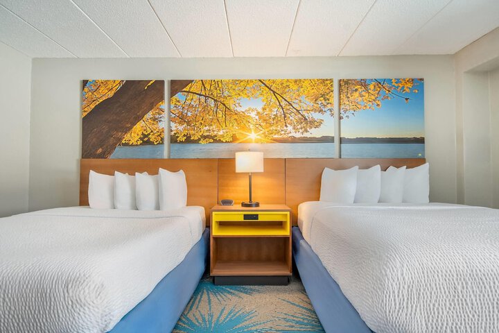 Room 27 of 45
