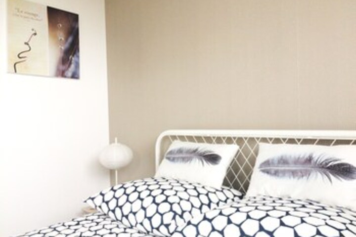 Room 14 of 16