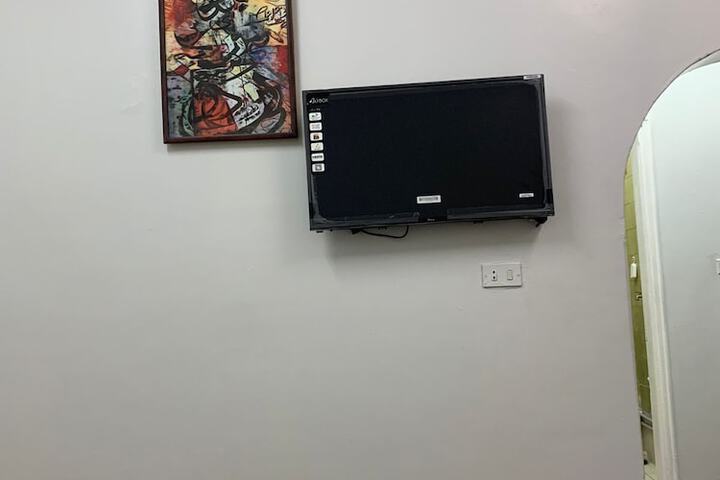 Room 2 of 56