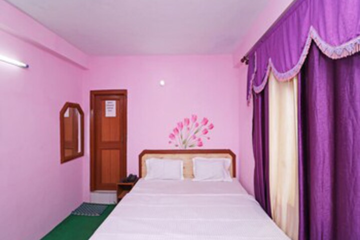 Room 9 of 22
