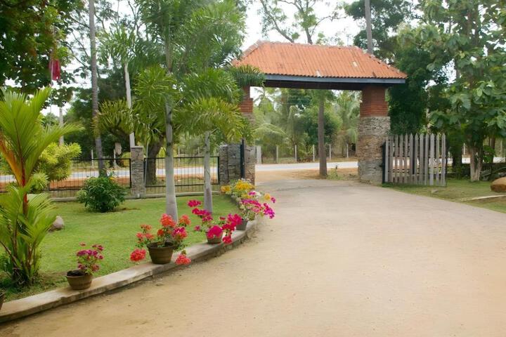 Royal Green Garden Hotel