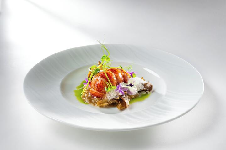 Dining 47 of 66