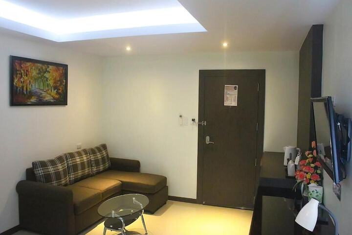 Room 19 of 34