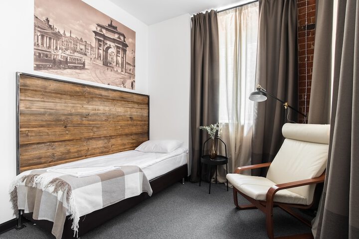 Room 21 of 29