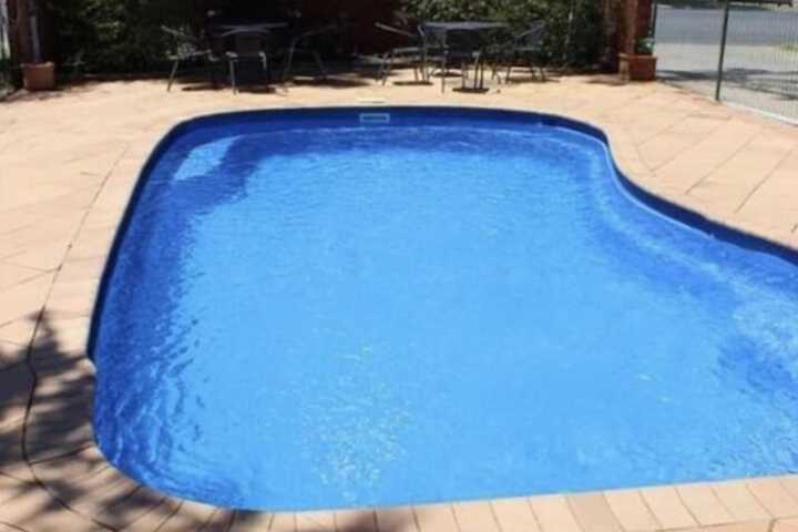 Pool Hotel