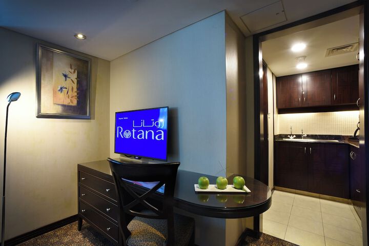 Room 21 of 90