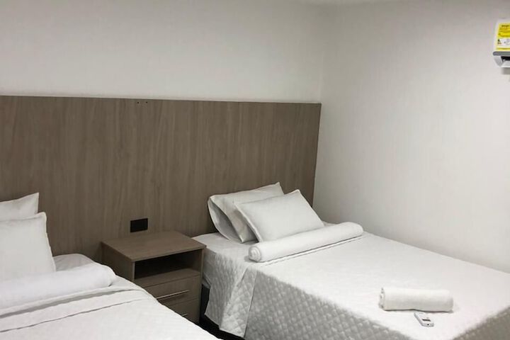 Room 5 of 25