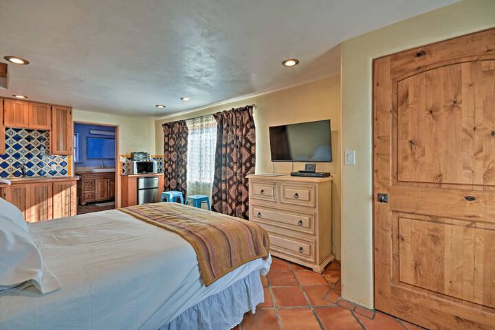 Room 2 of 25
