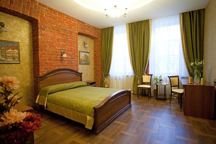 Room 3 of 34