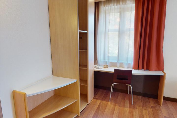 Room 36 of 57