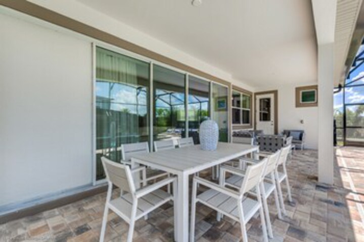 Terrace/Patio 5 of 234