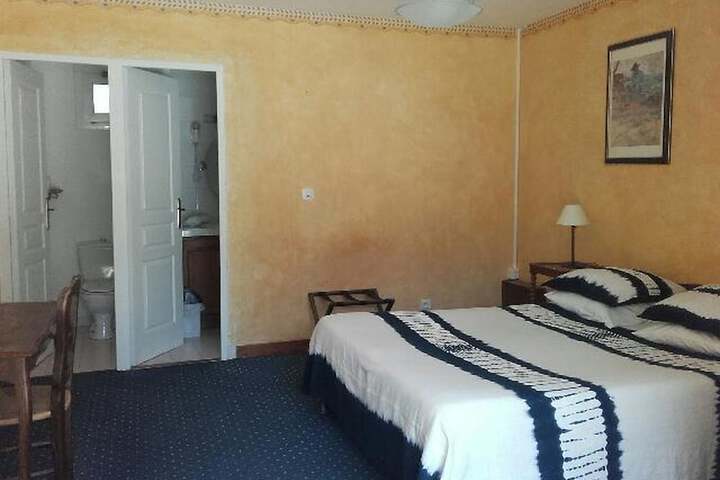 Room 7 of 17