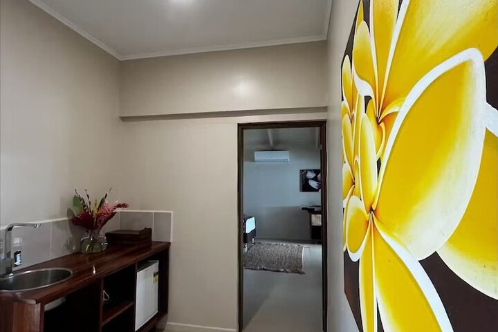 Room 19 of 106