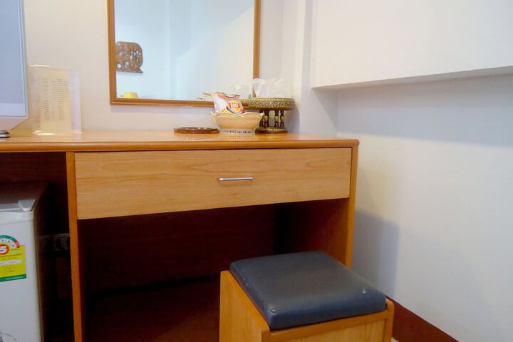 Room 29 of 49