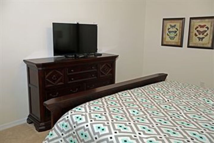 Room 10 of 31