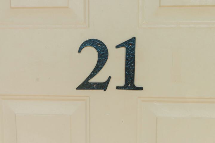 Room 334 of 917