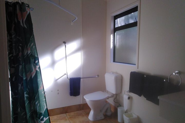 Room 65 of 96