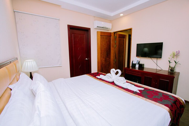 Room 13 of 49
