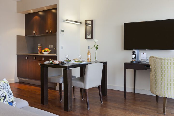 Private kitchenette