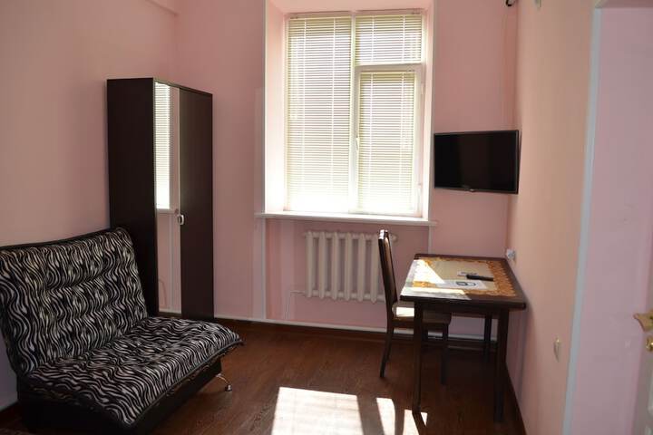 Room 14 of 20