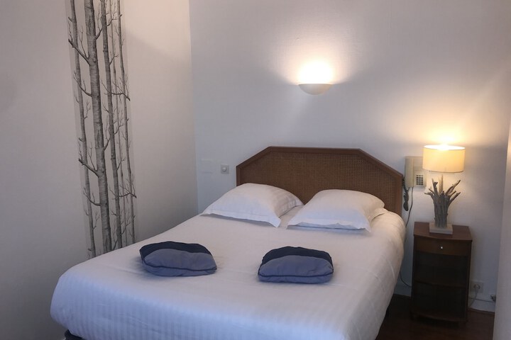 Room 17 of 48