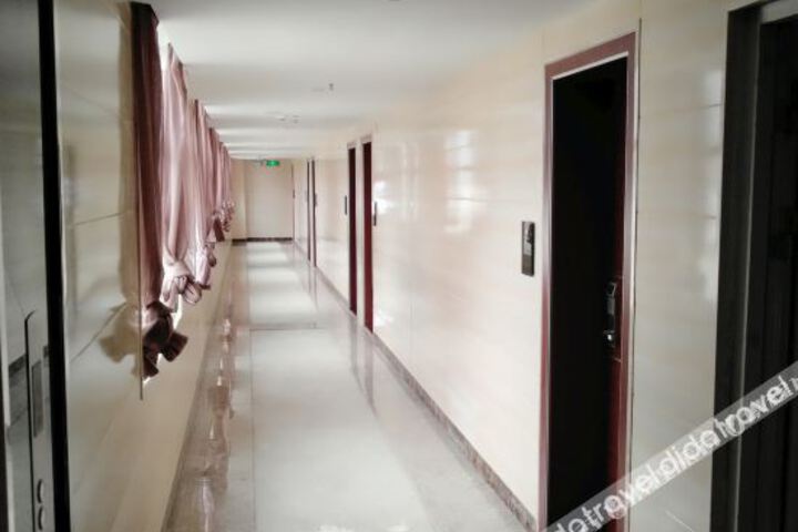 Hotel Interior 17 of 41