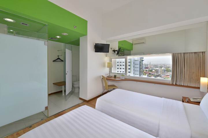 Room 8 of 51