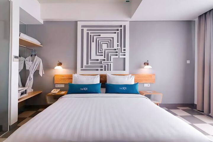 Room 14 of 79