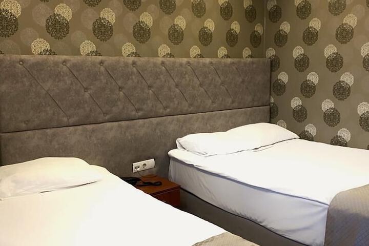 Room 14 of 35