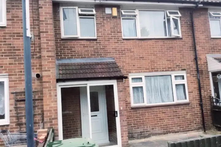 Abbey Wood Leisure House