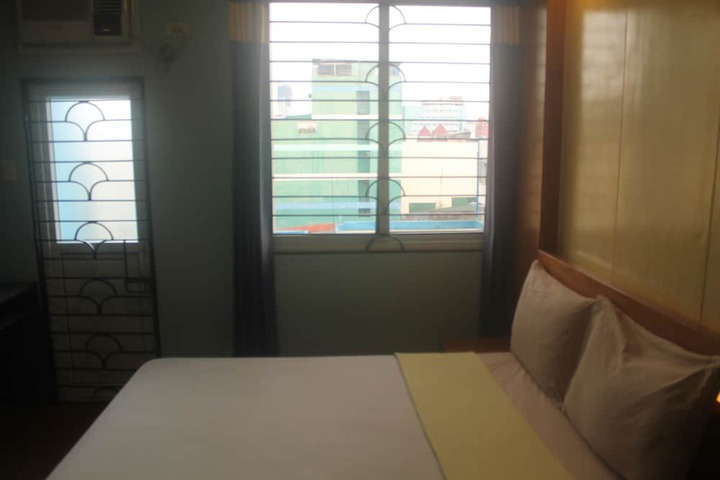 Room 17 of 88