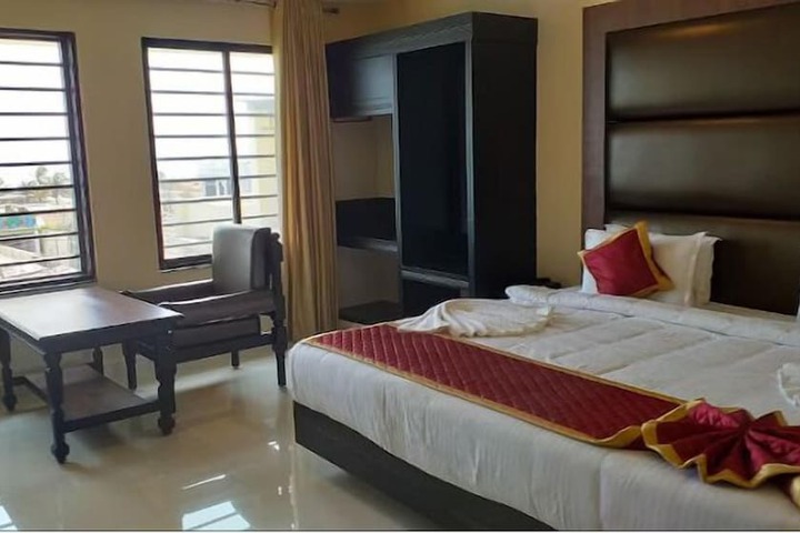Room 6 of 25