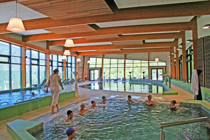 Spa 16 of 32