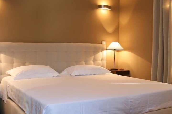 Room 4 of 35