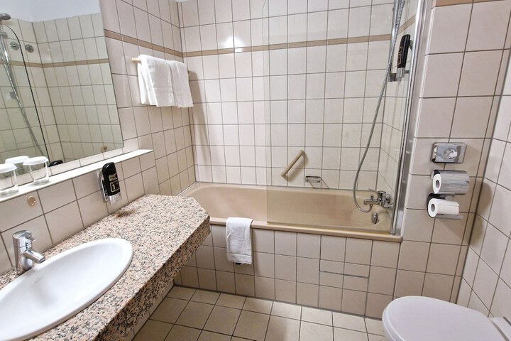 Clean Restrooms