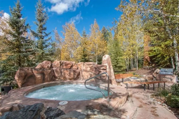 Pool 5 of 5