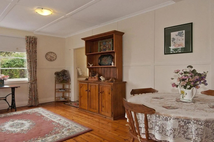 Room 3 of 12