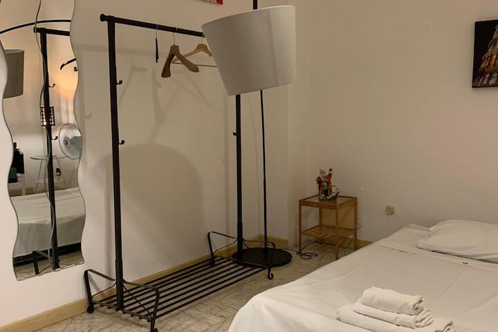 Room 9 of 43