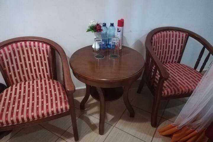 Room 13 of 50