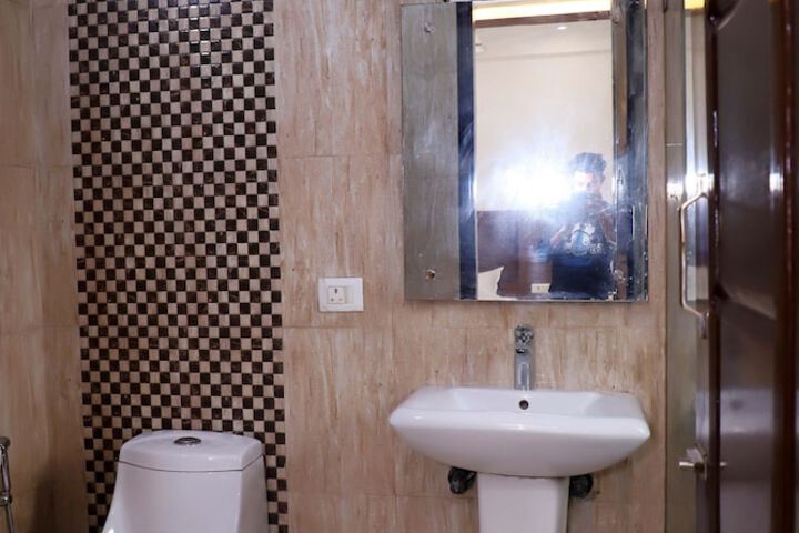 Room 20 of 25