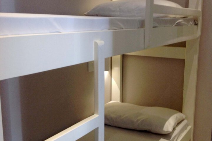 Room 12 of 60