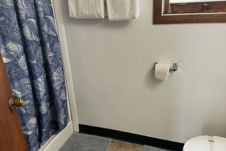 Room 66 of 91