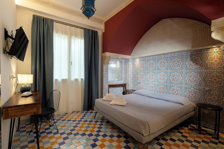 Room 23 of 46