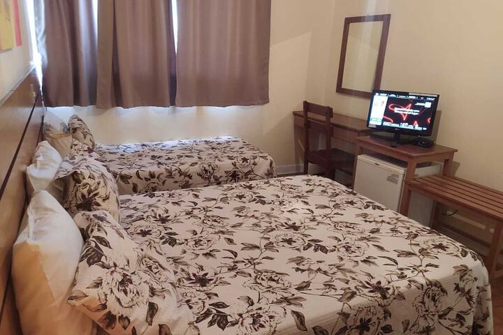 Room 18 of 46