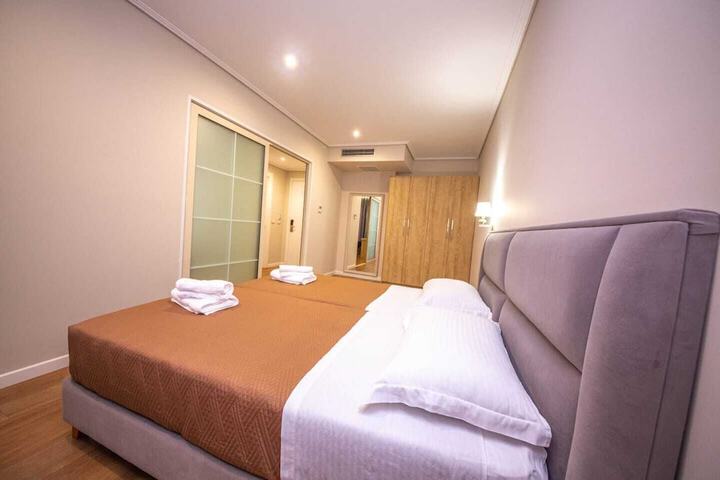 Room 26 of 61