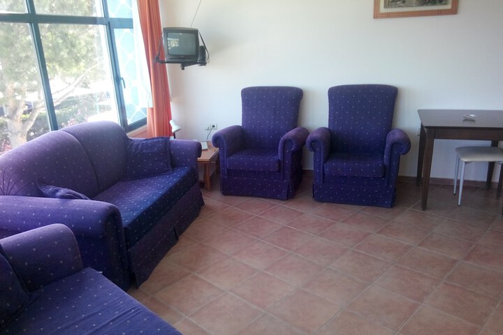 Room 7 of 25