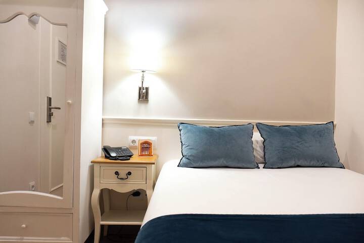 Room 20 of 74