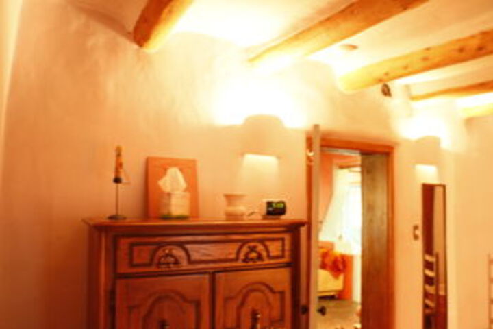 Room 10 of 30