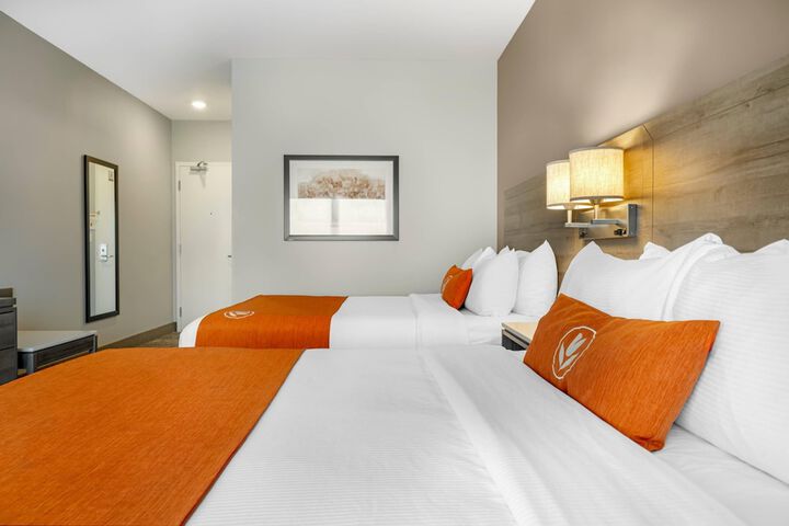 Room 56 of 120