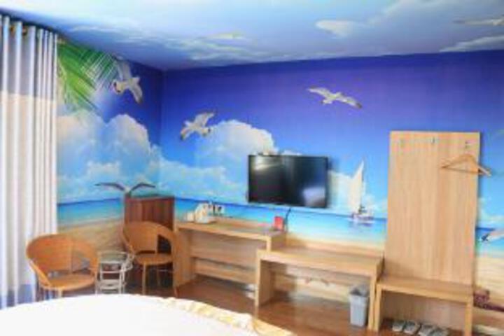 Room 5 of 5